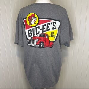 Buc-ee's Established 1982 Vintage Antique Pick-Up Truck Men's L Graphic Shirt